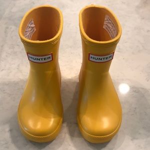Kids yellow Hunter boots